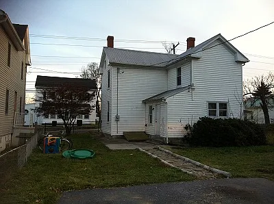 713 E Moler - 1 — Photo 2