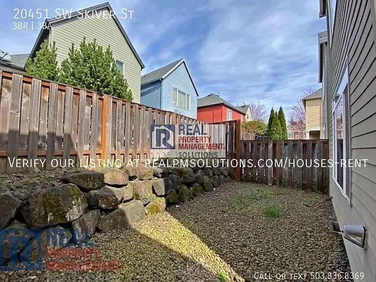 20451 SW Skiver St — Photo 12