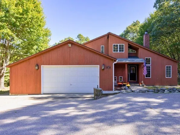 1398 Harkney Hill Rd, Coventry, RI 02816