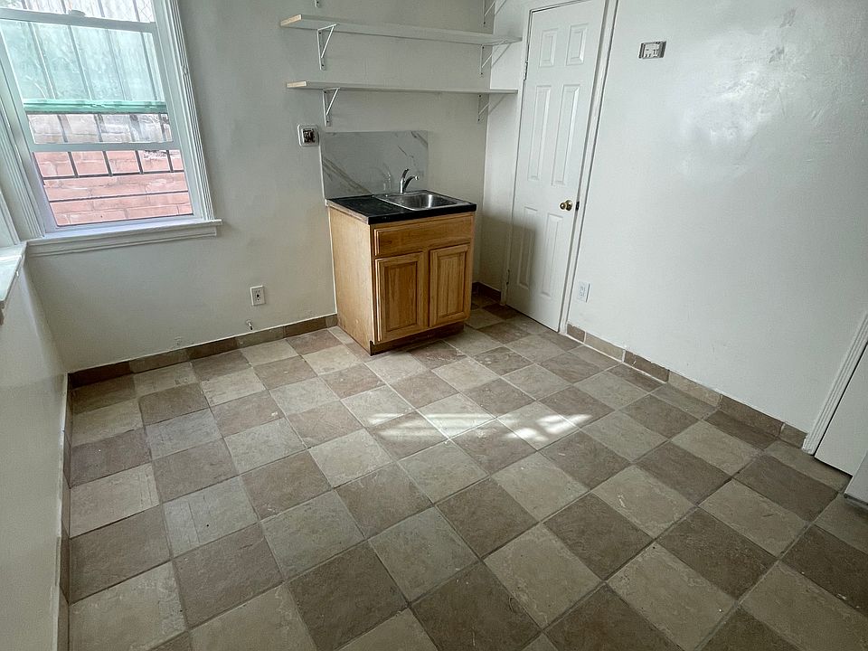 1st image of 4717 Valley Blvd APT 3