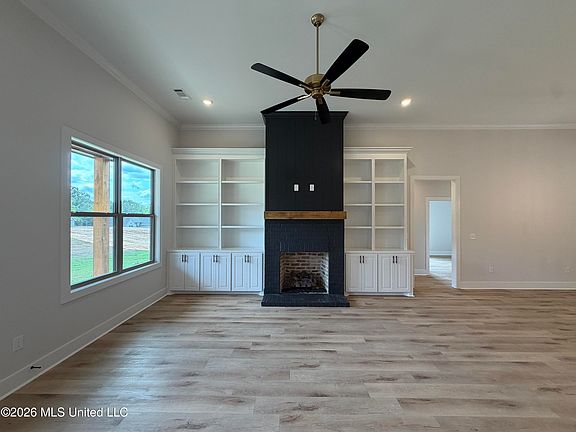 5th image of 934 Mullican Rd