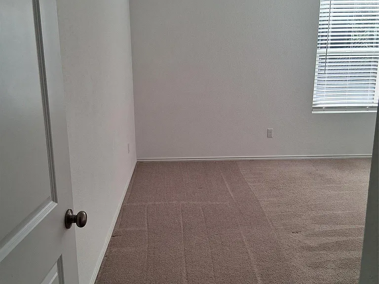 2121 Golden Grain Ln — Photo 27