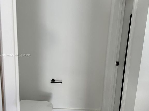 5th image of 4635 SW 32nd Ave #1D