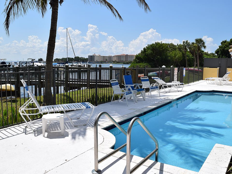 1st image of 163 Banyan Bay Dr