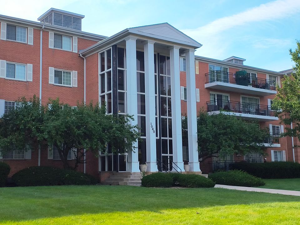1st image of 1060 N Farnsworth Ave APT 1402