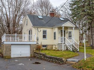 426 Patriots Rd, Templeton, MA 01468