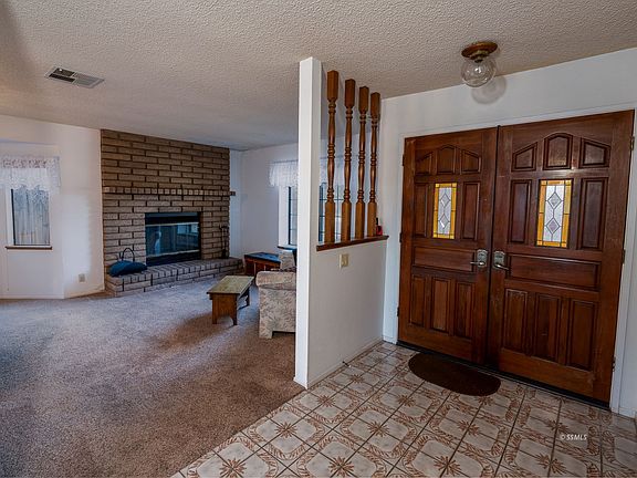 5th image of 1113 Evelyn Ct