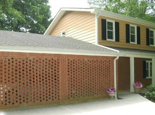 1453 Valley View Rd, Atlanta, GA 30338