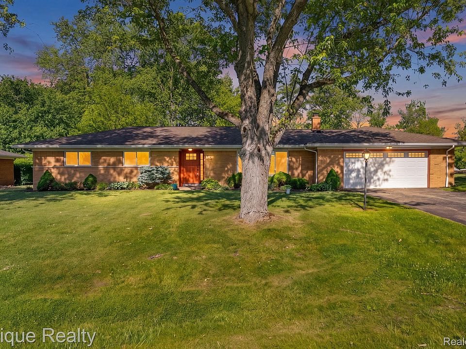 1st image of 8052 Dungarvin Dr