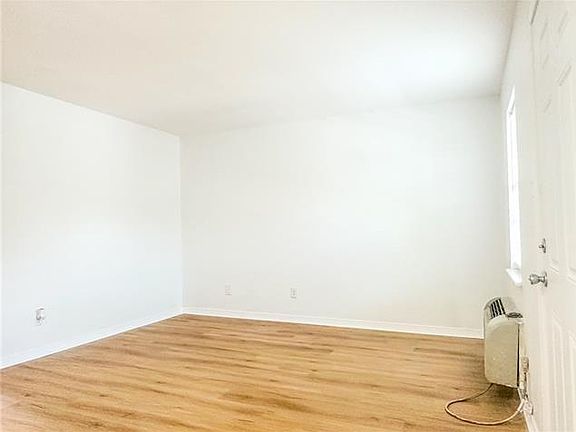 3rd image of 800 Martin Behrman Ave APT 203