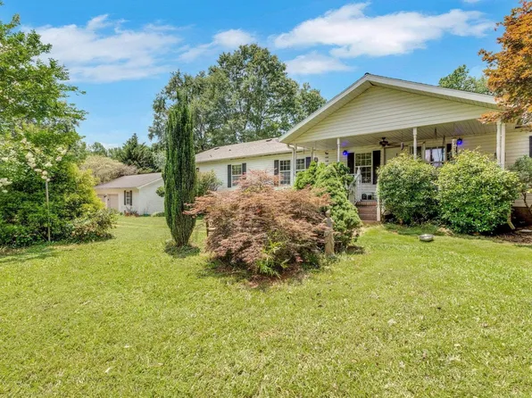 215 Pearson Rd, Woodruff, SC 29388