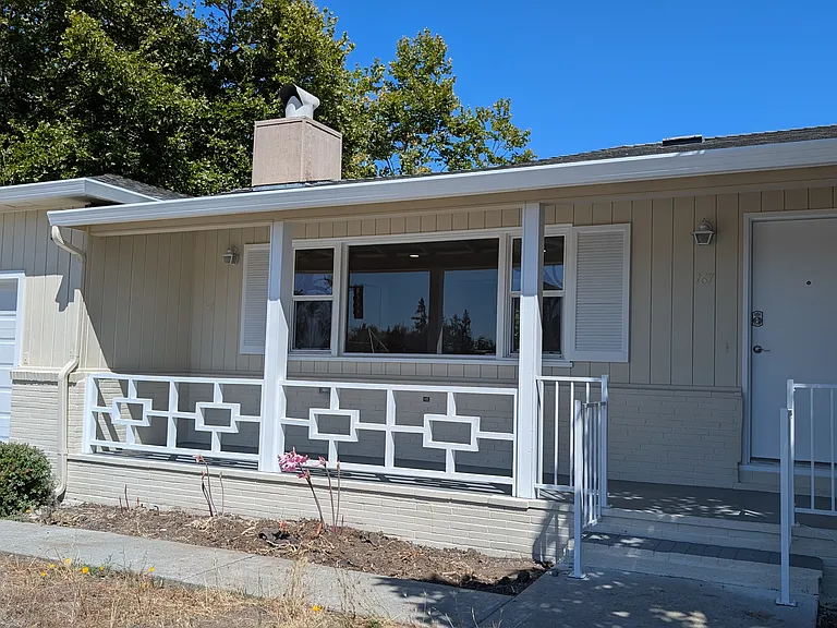167 N Whisman Rd — Photo 2