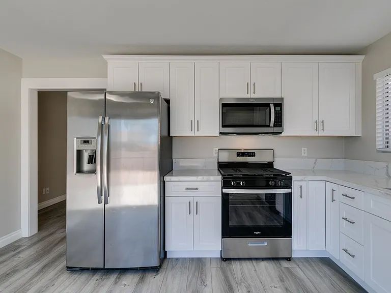 8292 Palmada Dr — Photo 25