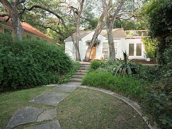 2nd image of 2831 Shoal Crest Ave