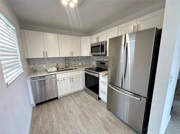 445 Mansfield Dr #K, Boca Raton, FL 33434