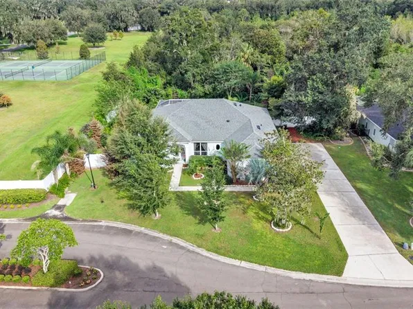 6626 ROYAL FOREST DR, LAKELAND, FL 33811
