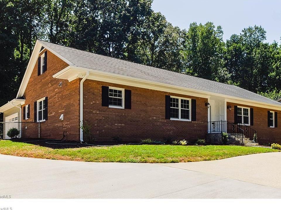 400 Sherwood Forest Rd, Winston Salem, NC 27104 Zillow