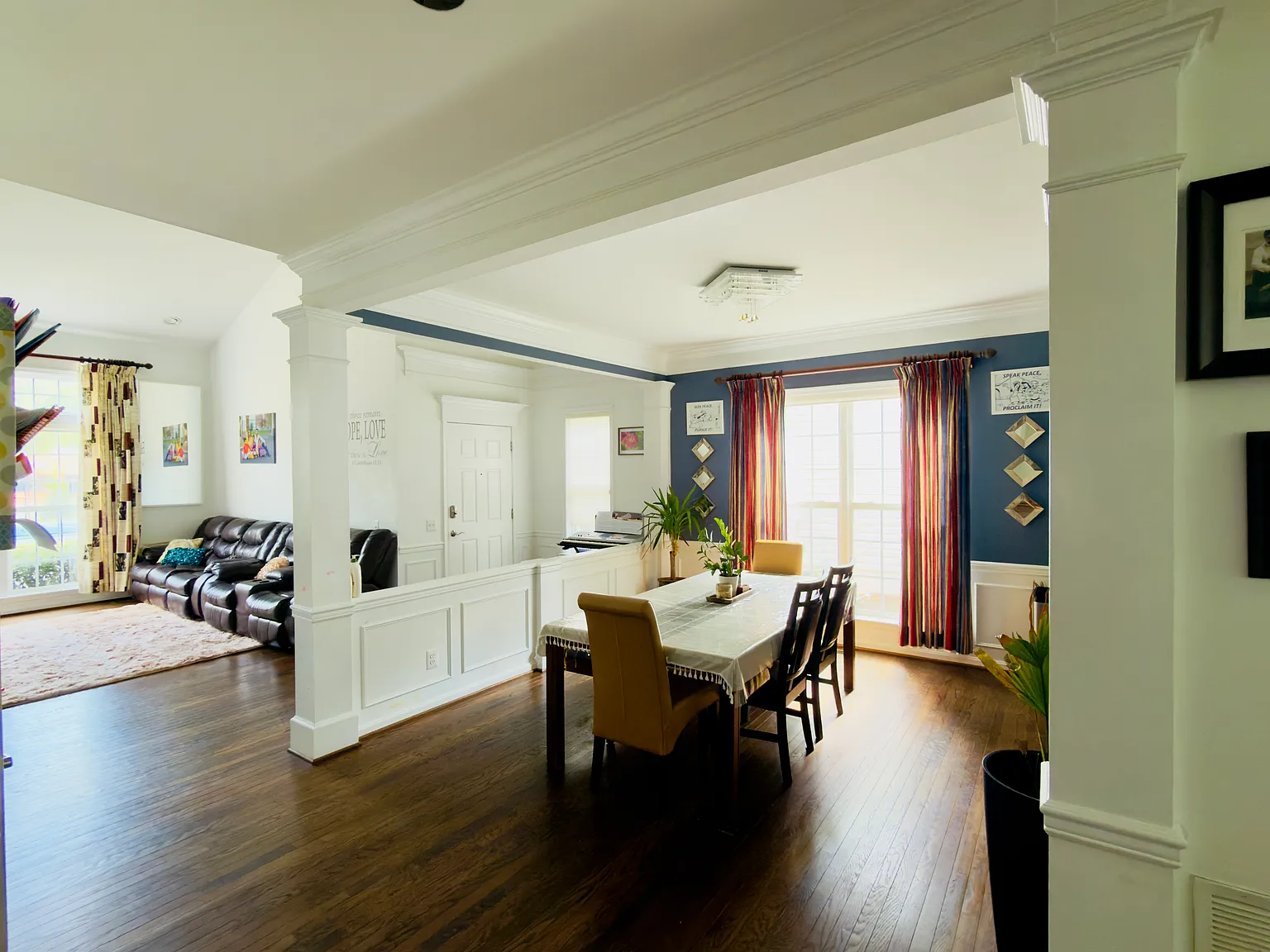 4 bed, 4.5 bath, 4000 sqft, $4,950 — Photo 4
