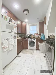 Rented by ZealEstate Group Inc