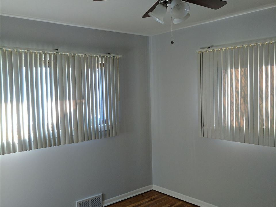 Julius Blvd Bedroom