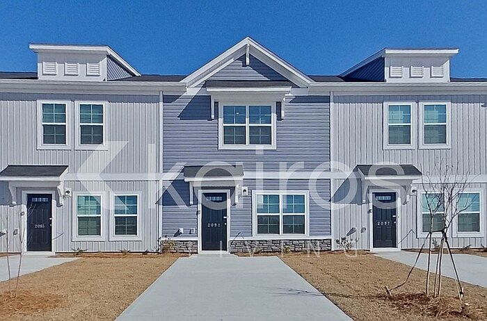 1st image of 2091 Banyon Cir