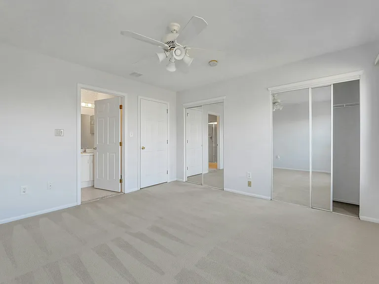 2198 Kent Ct #2198 — Photo 22