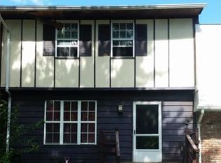 9 Black Stallion Ct, Middletown, NY 10940