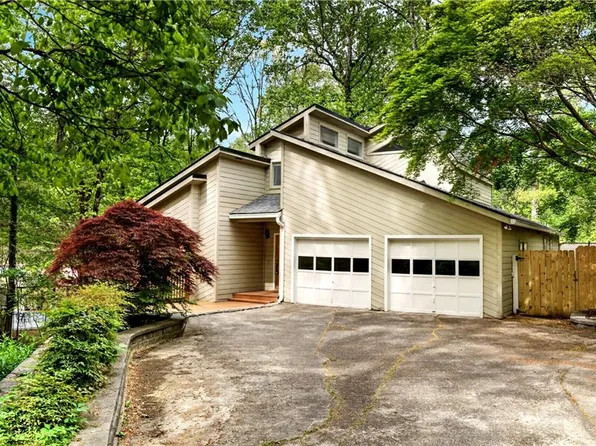 1263 Colony Dr, Marietta, GA 30068