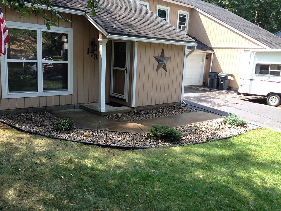 1st image of 173 Arrowwood Pl #173