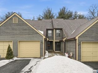 24D Foxboro Ln #D, West Milford, NJ 07480