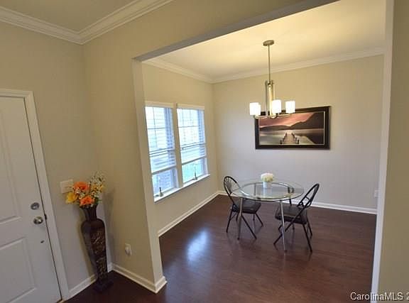 5th image of 922 Summerlake Dr