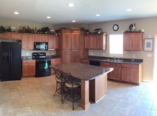 4109 152nd St, Urbandale, IA 50323