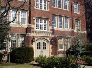 526 W University Pkwy APT 402, Baltimore, MD 21210