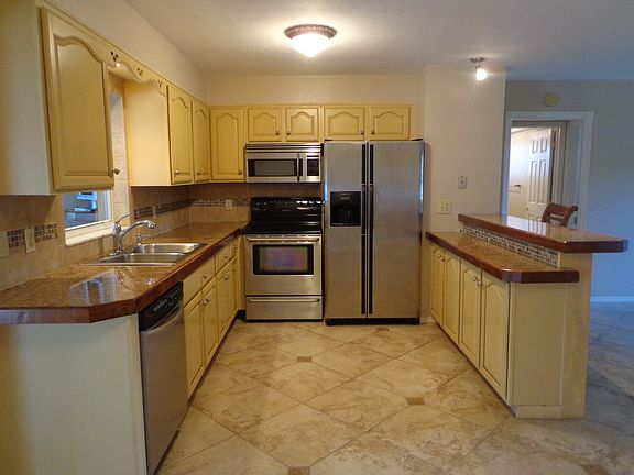 4th image of 27268 Jolly Roger Ln