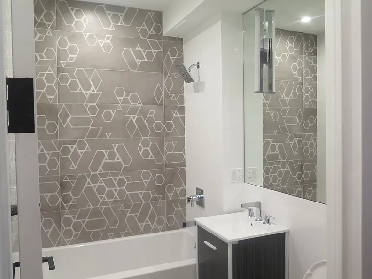 675 Marcy Ave #3R — Photo 6