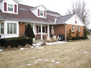 3611 Rolling Hills Ln, Grove City, OH 43123