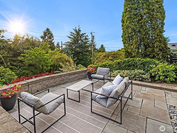 3rd image of 9020 26th Avenue NW