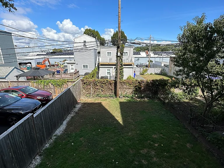 70 Wordsworth St #1 — Photo 12