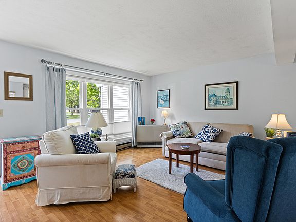 4th image of 2 Ashbourne Court #2