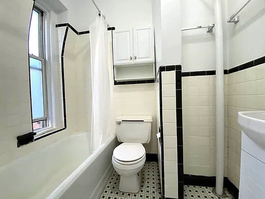 Rented by Compass | media 31