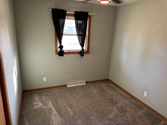 2nd image of 2904 Teton Dr