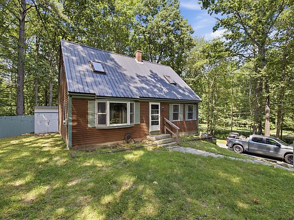 3rd image of 210 Fairview Drive