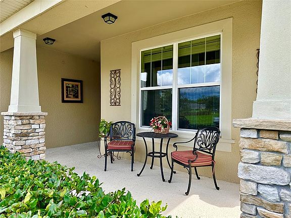 5th image of 2333 FARNHAM DR