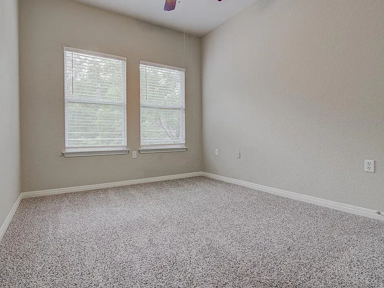 1702 Singleton Ave #A — Photo 18
