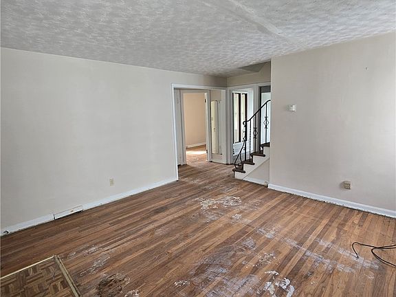 5th image of 3710 Pennington Rd