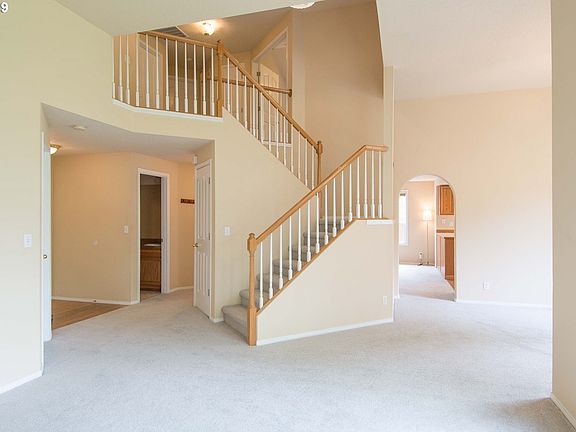 3rd image of 2404 SE 180th Ct