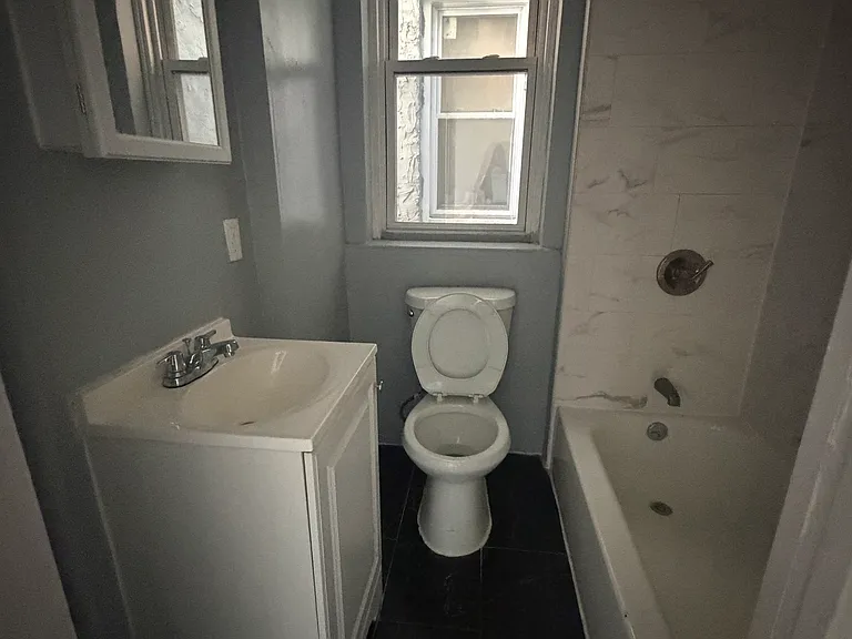 5 Thorne St #B4 — Photo 7