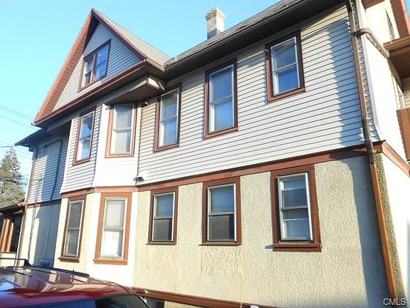 4th image of 99 Lenox Ave