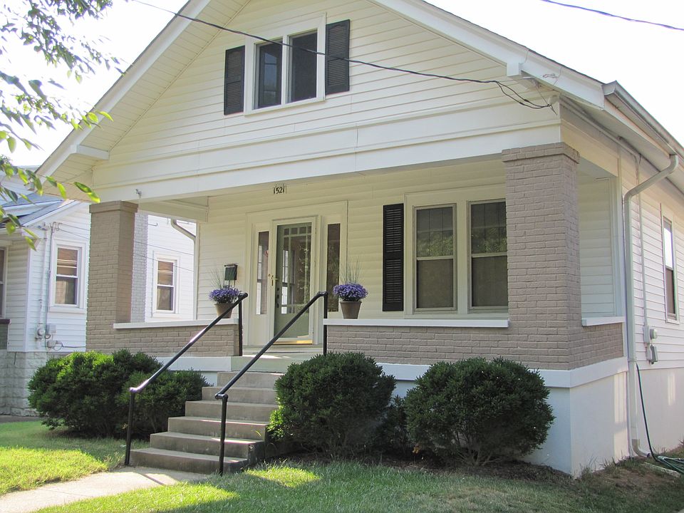 1521 wth Large Porch