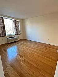 Rented by BARNES New York